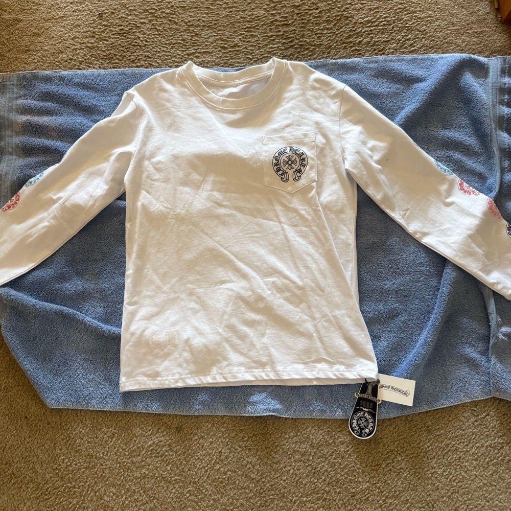 White Kids Long Sleeve Graphic Pocket Tee M